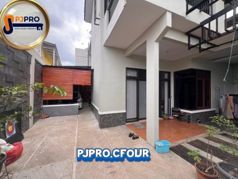 Dijual Cepat Villa dengan View Cantik Asri di Cipanas