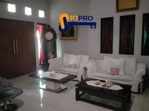 Dijual Rumah Bagus dan Luas di Cluster Harapan Indah Bekasi