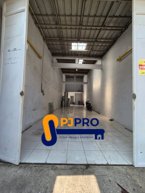 Dijual Rumah Toko Traffic Ramai dan Strategis di Pejuang Bekasi