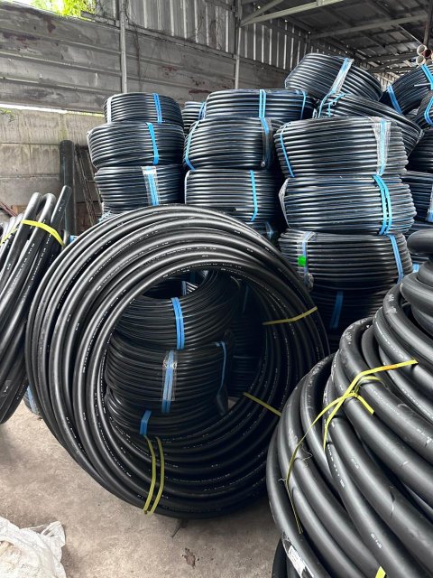 Pipa HDPE Rucika uk 1 1/2" Panjang 100m PN10 - PN16