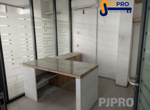Dijual Gudang Ex Showroom Siap Pakai di Sultan Agung Bekasi Barat