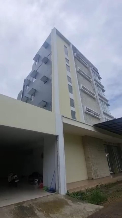 Dijual Ruko Posisi Hook Bagus Strategis di Mega Boulevard Bekasi