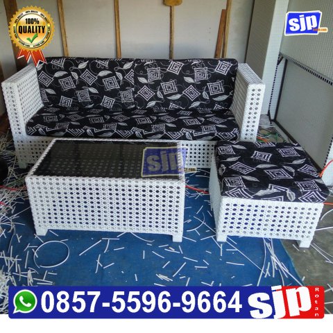 pengrajin sofa rotan sintetis untuk ruang tamu dan ruang keluarga Sofa Rotan Sofa Rotan, Sofa Rotan Sumatera Barat, Sofa Rotan Tangerang, Sofa Rotan Yogyakarta, Sofa Ruang Tamu Rotan, Sofa Tamu Rotan Sintetis, Sofa Teras Rotan, Sofa Teras Rotan Sintetis, Ukuran Sofa Rotan, Warna Sofa Rotan sintetis,