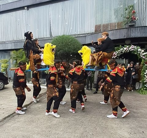 Sisingaan Kujang Kencana