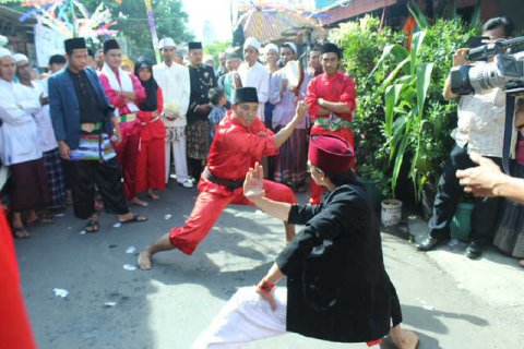 Palang Pintu Ali Taksi Jakarta Selatan