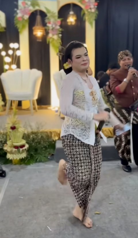 Campursari Cheer Production