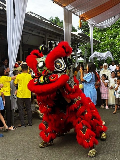 Sewa Barongsai Koh Lili