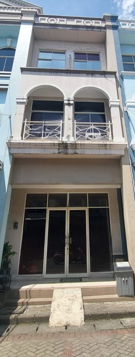 Dijual Ruko 2½ Lantai Cocok Untuk Investasi di Grand Galaxy Bekasi