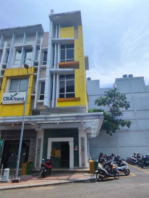Disewakan Ruko Emerald Commercial Posisi Hook Siap Pakai di Summarecon Bekasi