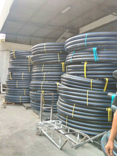 Pipa HDPE KLOFF Rollan 4 Inch 50 meter PN10