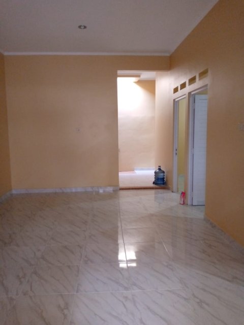Dijual Rumah Siap Huni dengan Harga Murah di Harapan Indah Bekasi