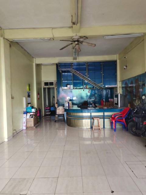 Dijual Cepat Ruko Full Renovasi Traffic Ramai Cocok Untuk Usaha di Harapan Indah Bekasi