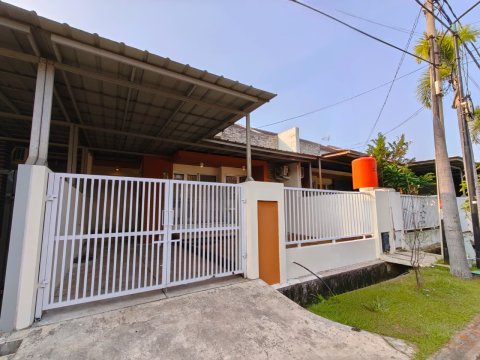 Dijual rumah termurah siap huni di Harapan Indah 2 Cluster Ifolia Bekasi