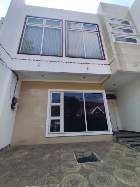 Dijual Rumah Semi Furnished di Kayu Putih Jakarta Timur