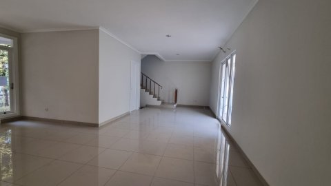 Dijual Rumah Bagus Siap Huni di Summarecon Bekasi Cluster Vernonia Residence