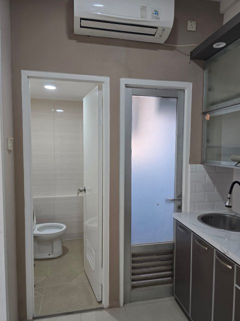 Dijual Apartemen Gading Nias 2BR Semi Furnished Posisi Hook Baru Renovasi Siap Huni