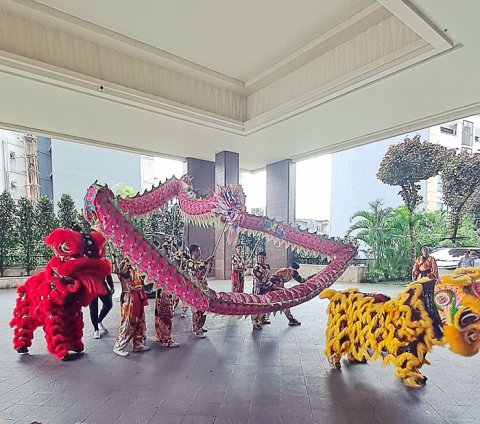 Barongsai Liong Koh Robin
