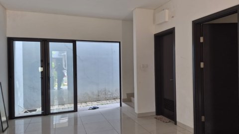 Disewakan Rumah Semi Furnished Siap Huni di Cluster Wisteria Basilia Metland Menteng Jakarta Timur