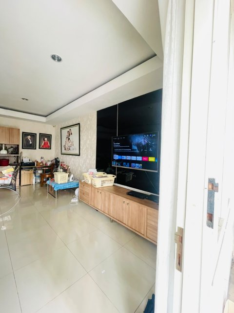 Dijual Rumah Besar Posisi Hook di Cluster Grand Galaxy City Bekasi
