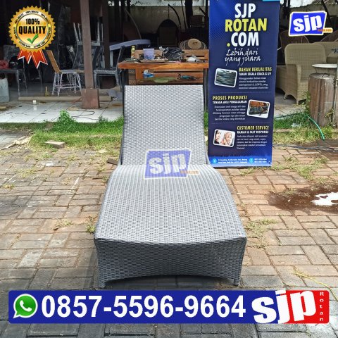 pengrajin jual sunbed sun lounger kursi kolam renang rotan sintetis lamborgini Kursi outdoor rotan sintetis, kursi kolam renang hotel, kursi makan outdoor, kursi cafe rotan sintetis, sofa modern rotan sintetis premium, sofa rotan sintetis minimalis, sofa minimalis anyaman rotan sintetis, sofa rotan sintetis ruang tamu, sunbed pool rotan sintetis, jual sunbed rotan sintetis outdoor, sun lounger kursi kolam renang, jual sun lounger rotan sintetis, sofa bed rotan, jual sofa bed rotan sintetis, kur