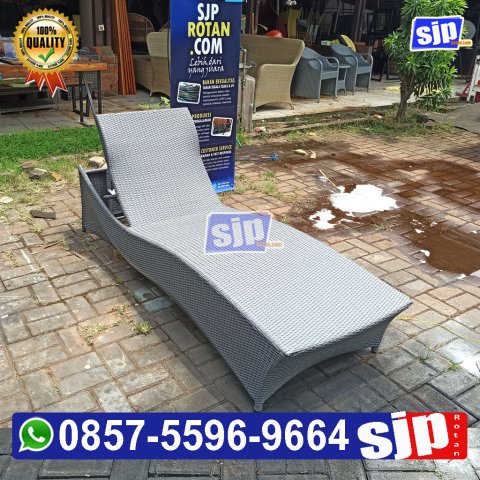 pengrajin jual sunbed sun lounger kursi kolam renang rotan sintetis lamborgini Kursi outdoor rotan sintetis, kursi kolam renang hotel, kursi makan outdoor, kursi cafe rotan sintetis, sofa modern rotan sintetis premium, sofa rotan sintetis minimalis, sofa minimalis anyaman rotan sintetis, sofa rotan sintetis ruang tamu, sunbed pool rotan sintetis, jual sunbed rotan sintetis outdoor, sun lounger kursi kolam renang, jual sun lounger rotan sintetis, sofa bed rotan, jual sofa bed rotan sintetis, kur