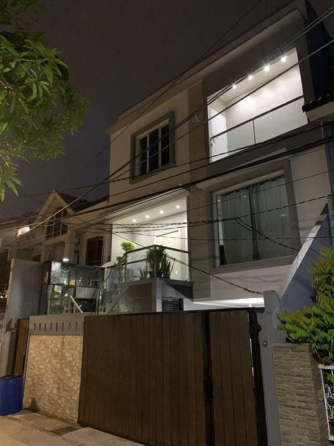 Dijual rumah bagus area bebas banjir di Kelapa Gading Timur Jakarta Utara